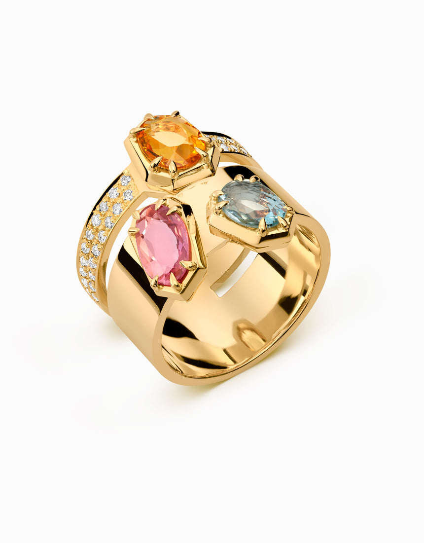 Gallery Sapphire Ring · Triplet