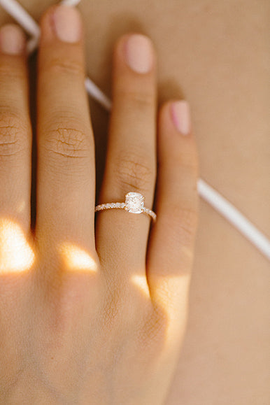 Anell Romanticism Cushion Rose · 1,00ct - Roosik & Co -