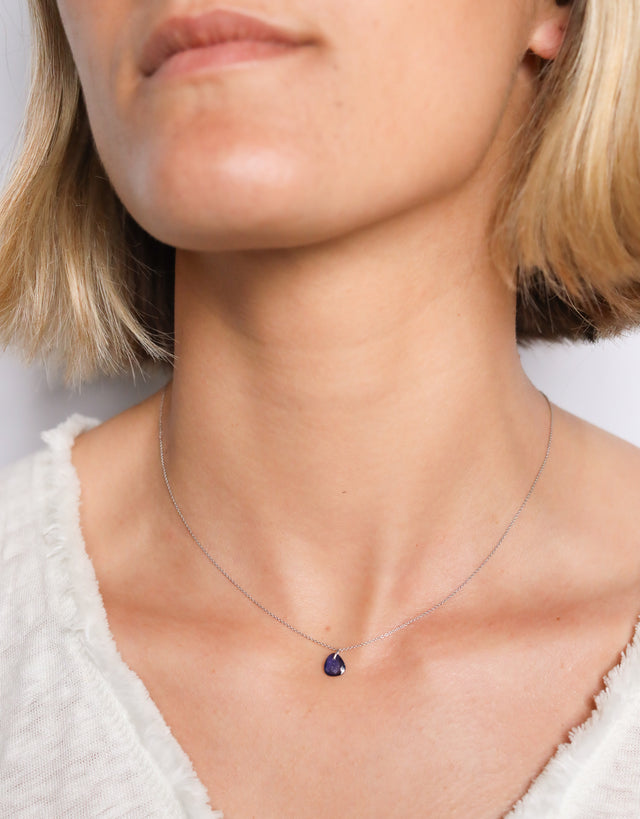 Leaf Pendant · Blue Sapphire