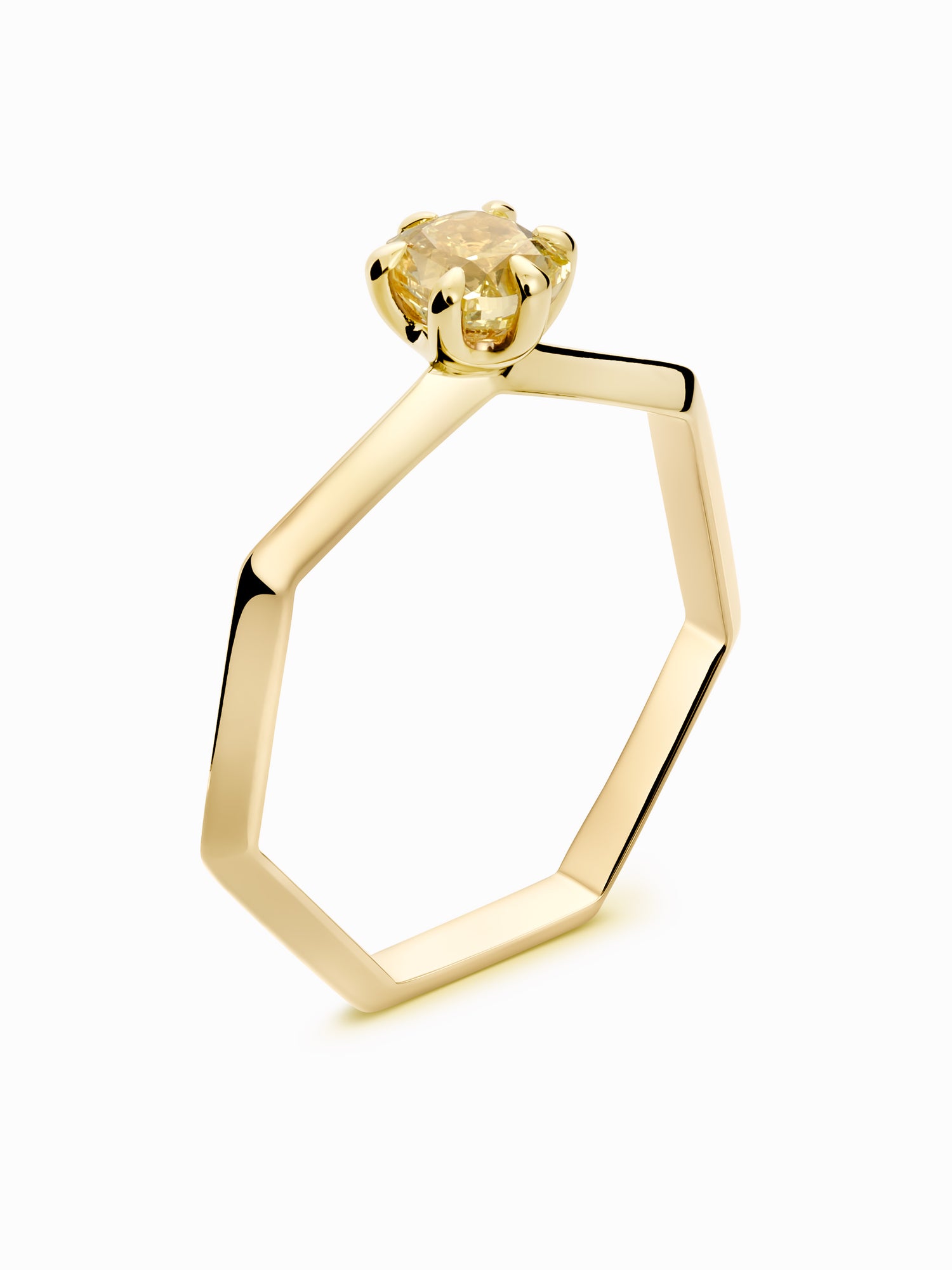 HeptaSolitaire Fancy Yellow · 0.50ct