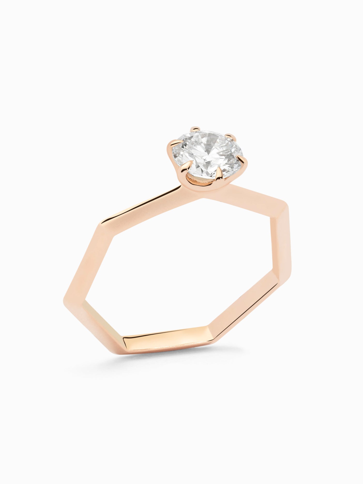Anell solitari heptagonal de compromís amb diamant natural  de 0,70ct