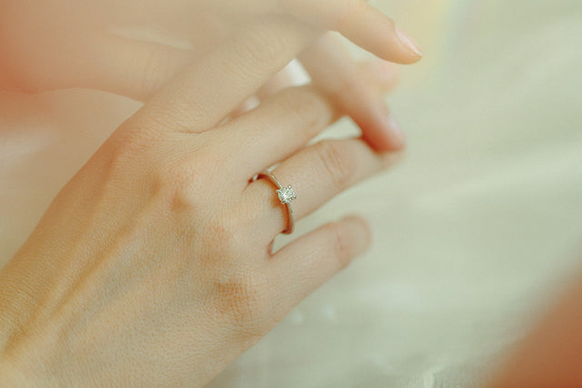 Anell Solitari Slim Platí · 0,35ct - Roosik & Co - Anell