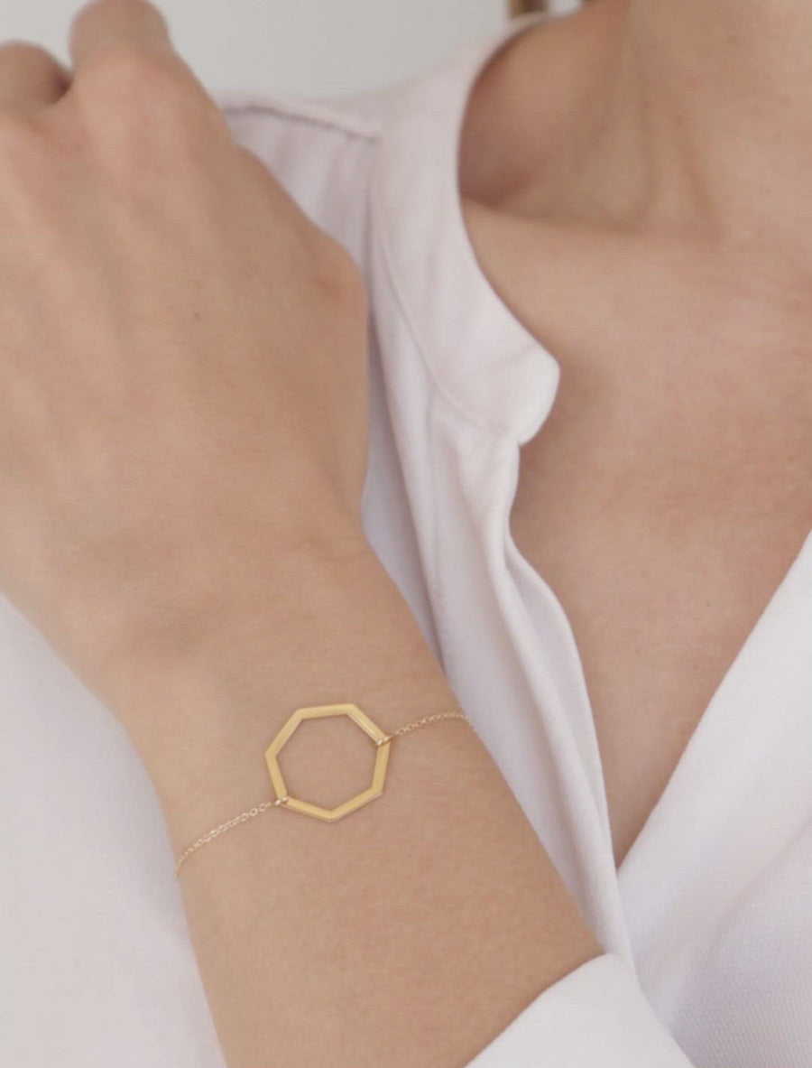 One Bracelet · Gold
